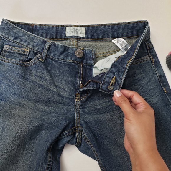 Aeropostale Jeans Chelsea Bootcut Y2K Low Rise Denim Womens Size 3/4 Short - Picture 9 of 16
